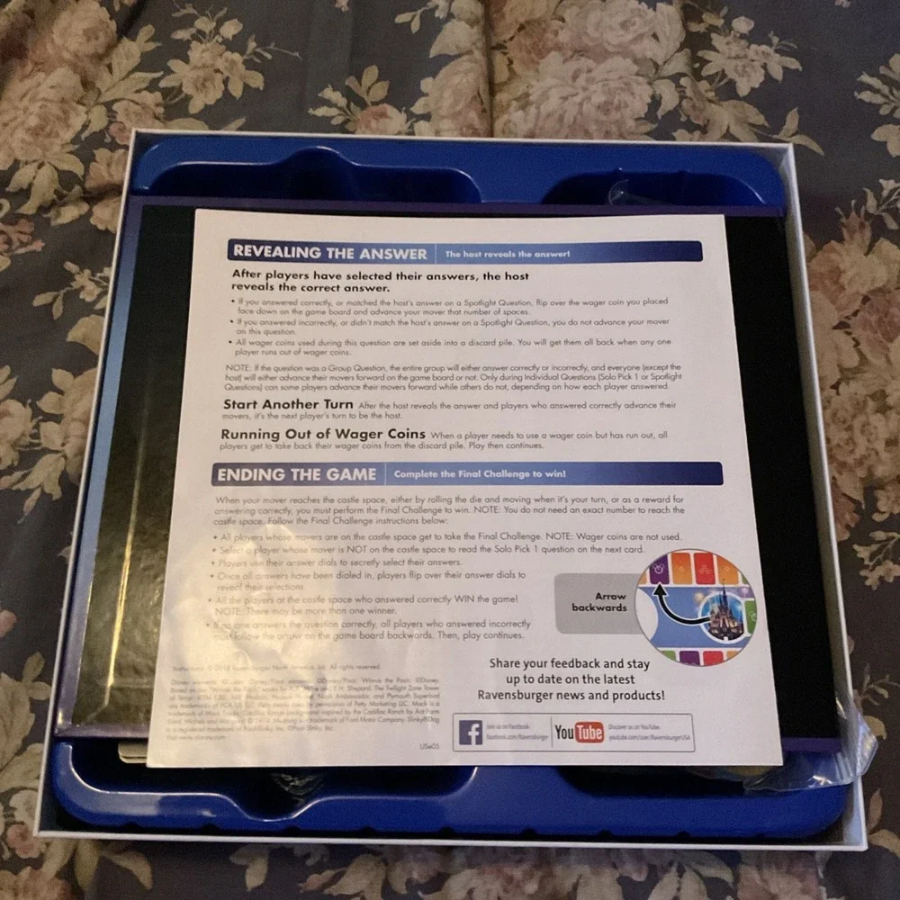 Ravensburger Pictopia‎ Disney Edition Picture Trivia Family Game